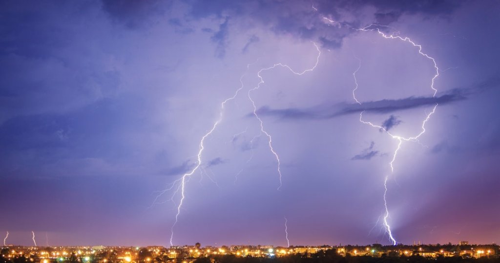 A Lightning Bolt Crosses Three States In The United States Setting A 