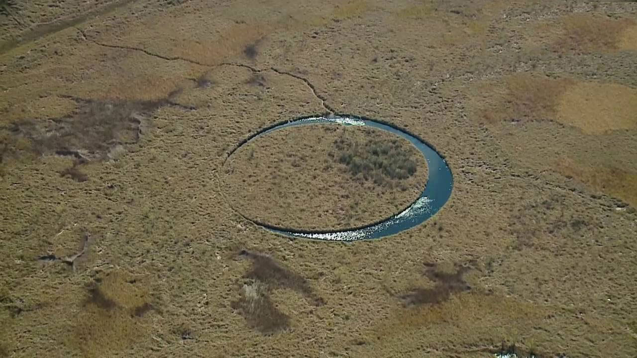 This Circular Island in Argentina Not Only Floats, But Also Rotates  Constantly - Hasan Jasim