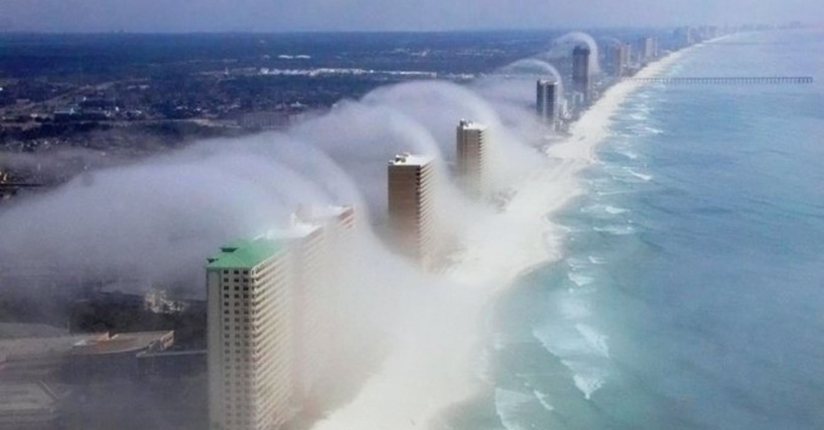 Tsunami Clouds: A Rush of Fog - Hasan Jasim