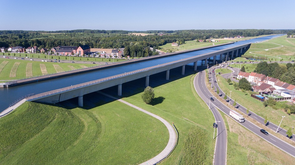 A Modern Marvel: The Sart Canal Bridge, Belgium’s Waterway Wonder ...